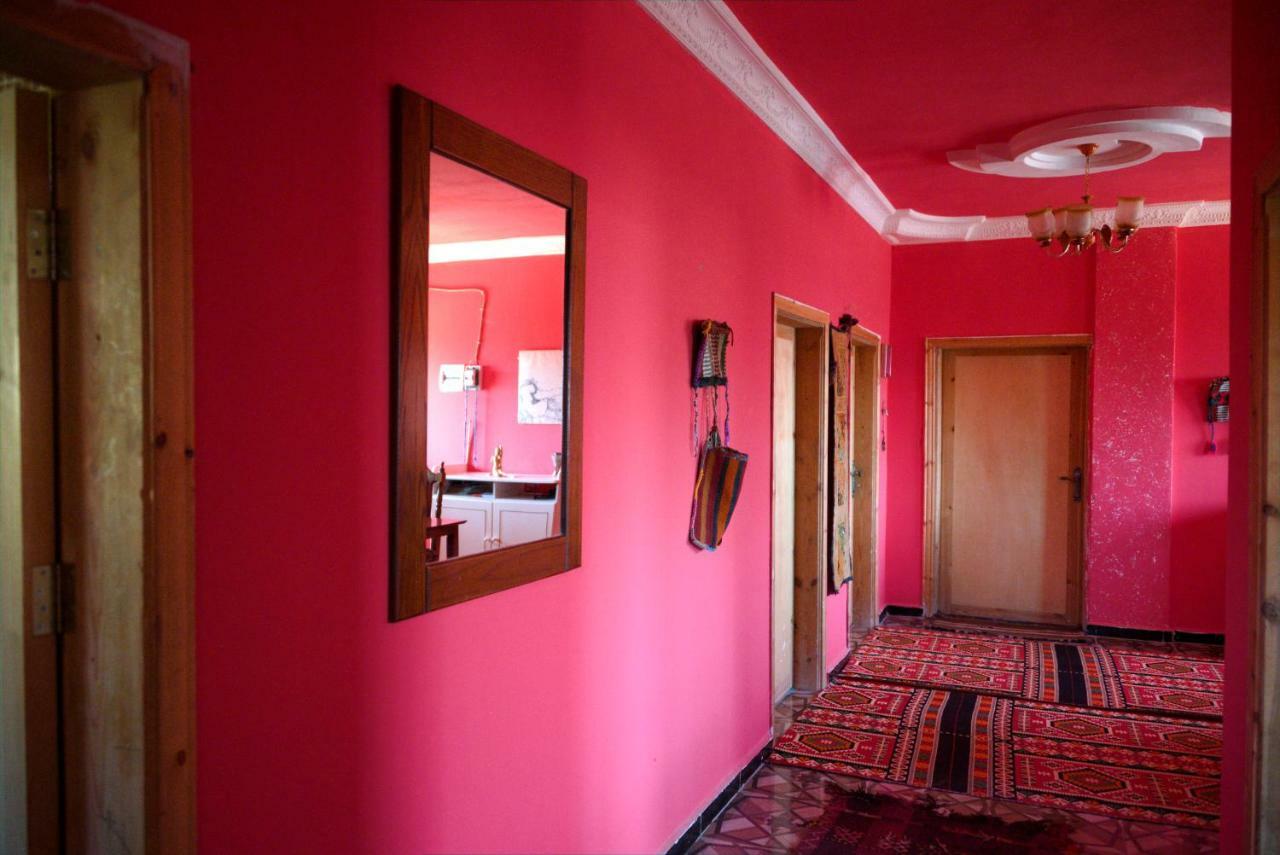Bedouin Pink Ecohouse Bed & Breakfast Wadi Musa Exterior foto