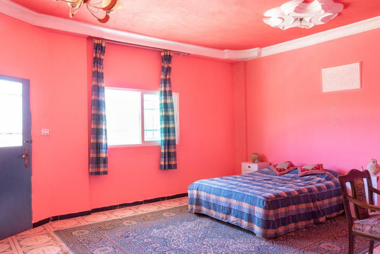 Bedouin Pink Ecohouse Bed & Breakfast Wadi Musa Exterior foto