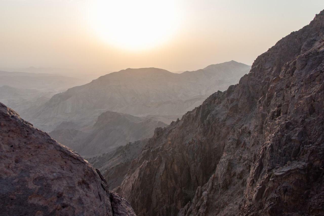 Bedouin Pink Ecohouse Bed & Breakfast Wadi Musa Exterior foto