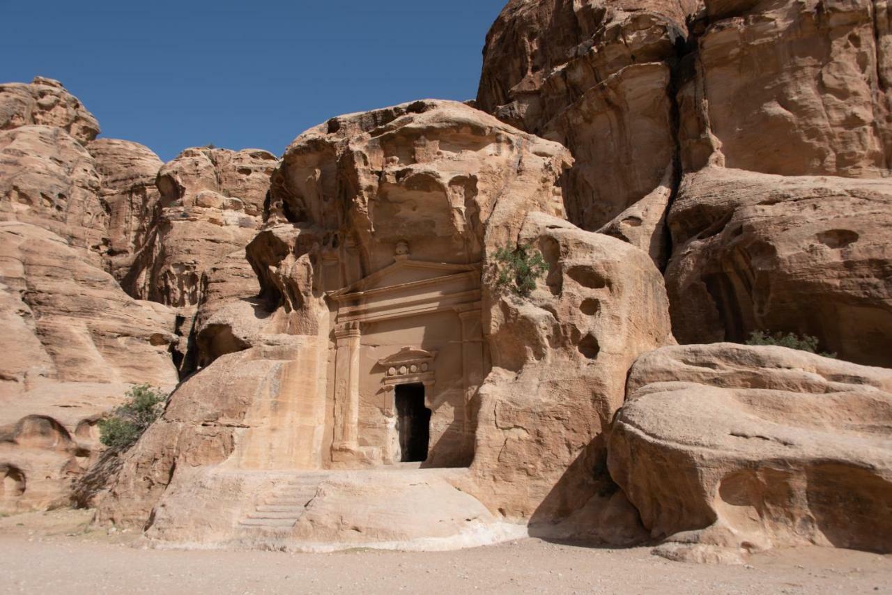 Bedouin Pink Ecohouse Bed & Breakfast Wadi Musa Exterior foto