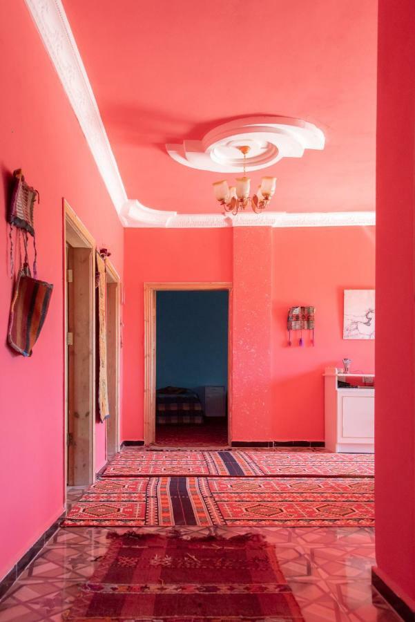 Bedouin Pink Ecohouse Bed & Breakfast Wadi Musa Exterior foto